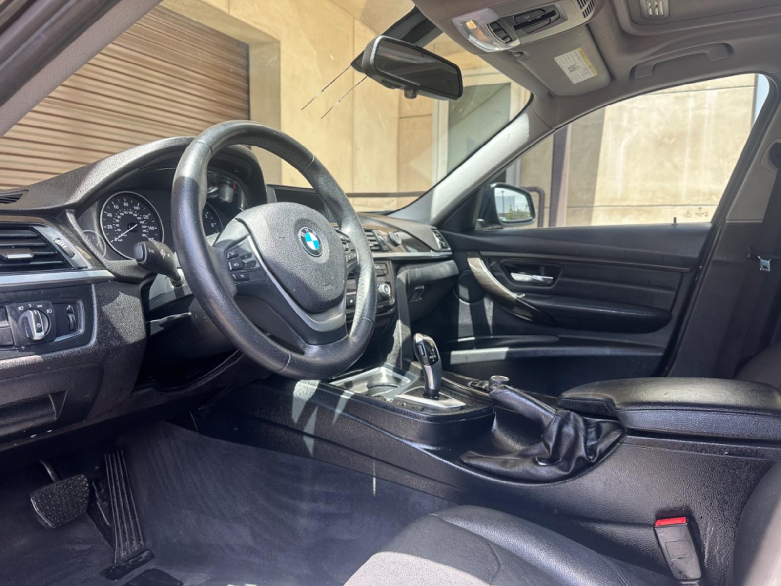 2015 Black Metallic /Black BMW 3-Series 328i SULEV (WBA3C1C58FK) with an 2.0L L4 DOHC 16V engine, 8-Speed Automatic transmission, located at 30 S. Berkeley Avenue, Pasadena, CA, 91107, (626) 248-7567, 34.145447, -118.109398 - Navigation! Leather Seats! Moon-roof! Back up Camera! This 2015 BMW 3-Series 328i SULEV looks and drives well. We can help! We are the bank. All our cars are thoroughly inspected and reconditioned by our technicians. FREE CARFAX report. Stop by or call to speak with our friendly staff. Whether you h - Photo #9